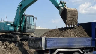 蓮田市｜緊急浚渫推進工事（元荒川蓮田工区河道整備工）｜建設発生土受入 2,156㎥